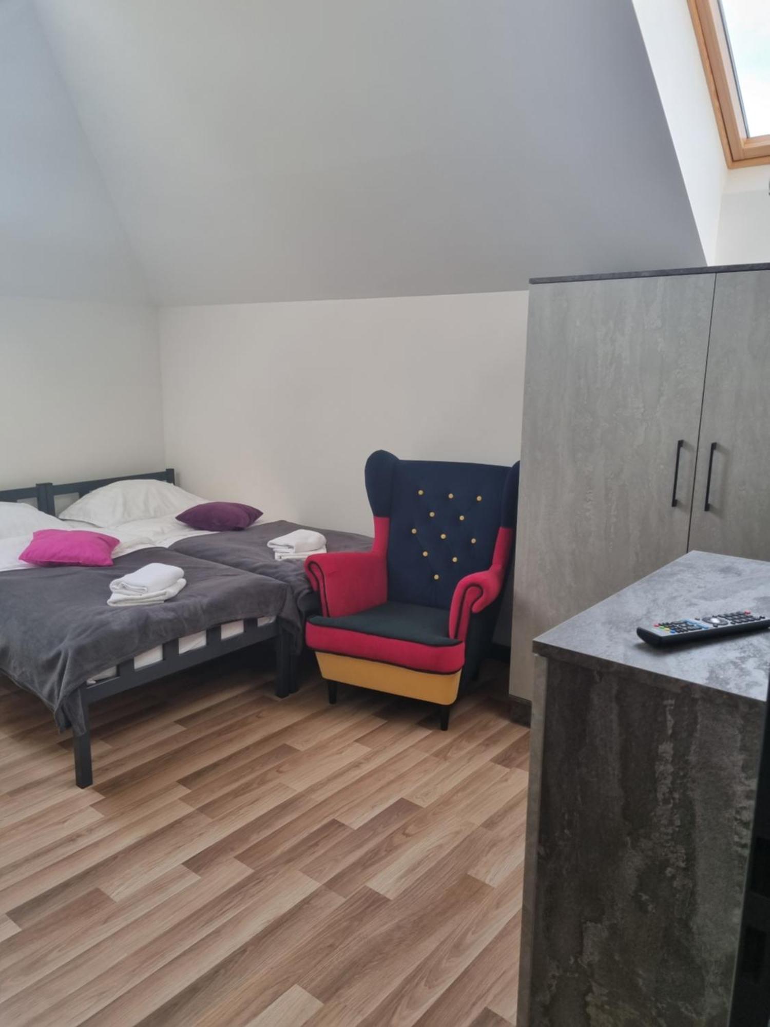 Villa Mlynska 8 Opole-Gorki Habitación foto